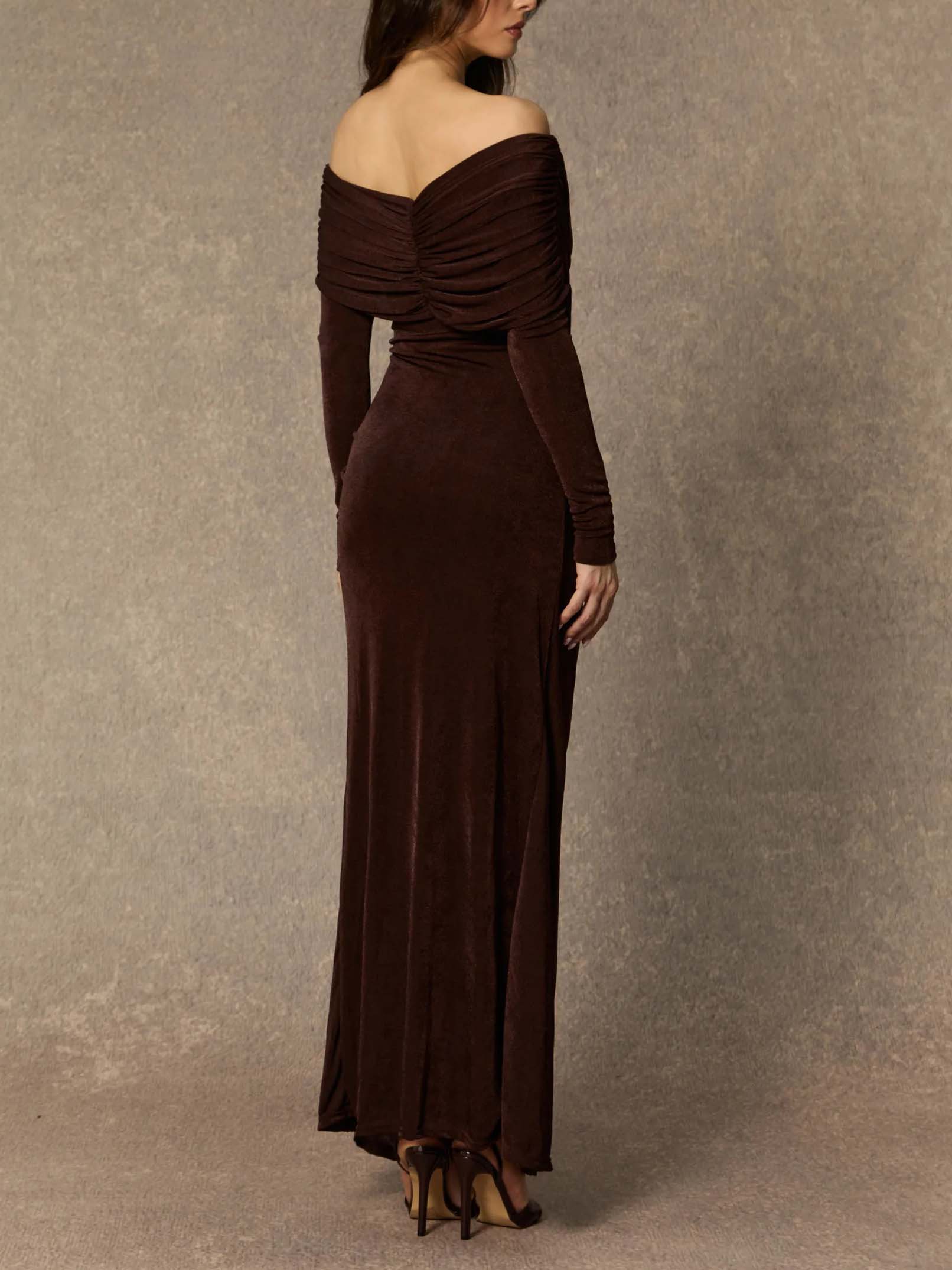 Elegant One-shoulder Pleated Knit Maxi Dress