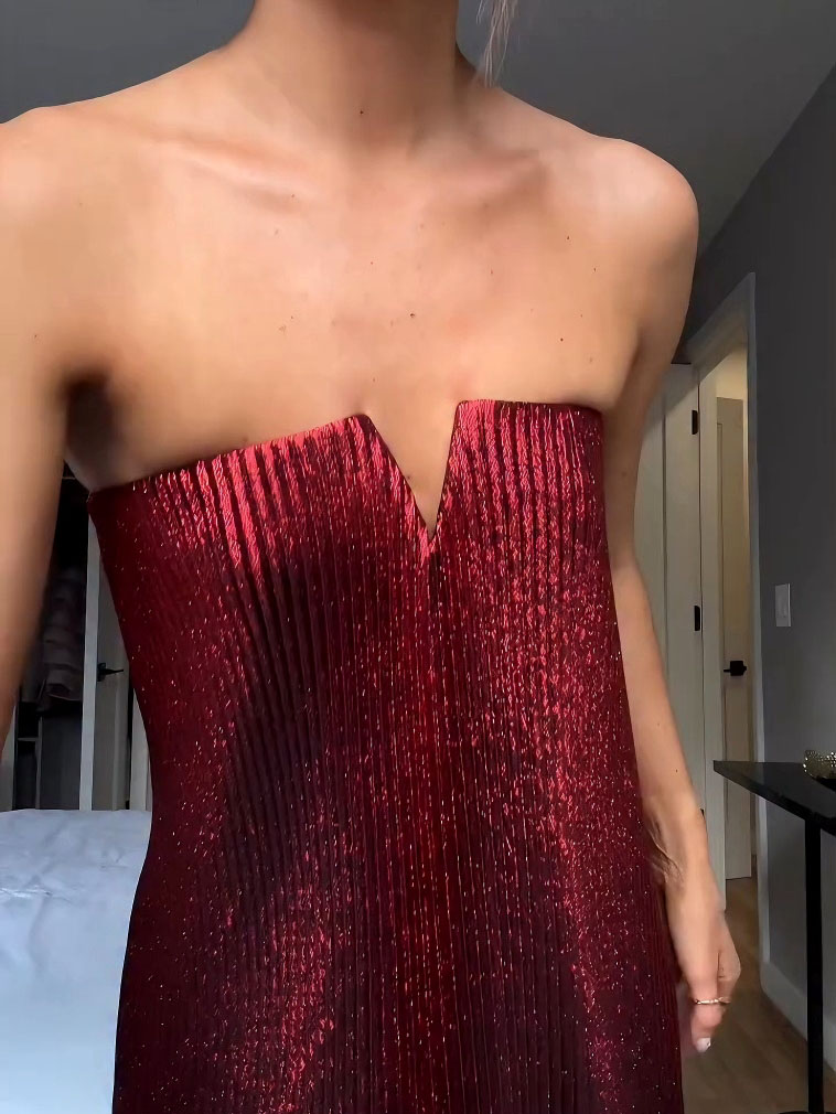 Elegant Strapless Gown With Shiny Pleated Maxi Dress