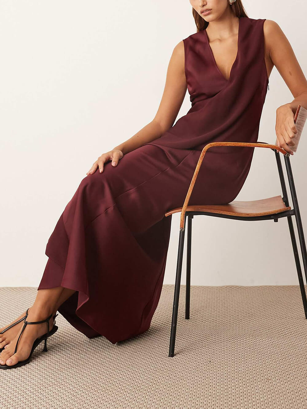 Elegant Contrast Panel Sleeveless Maxi Dress