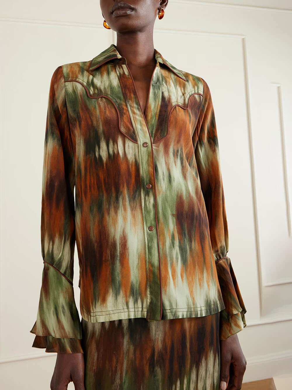 Exquisite Tie-Dye Floral Ruffle Sleeve Shirt