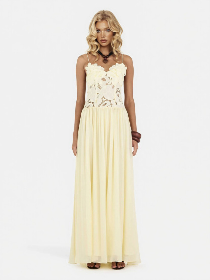 Elegant Lace Spaghetti Strap Floral Appliqué Maxi Dress