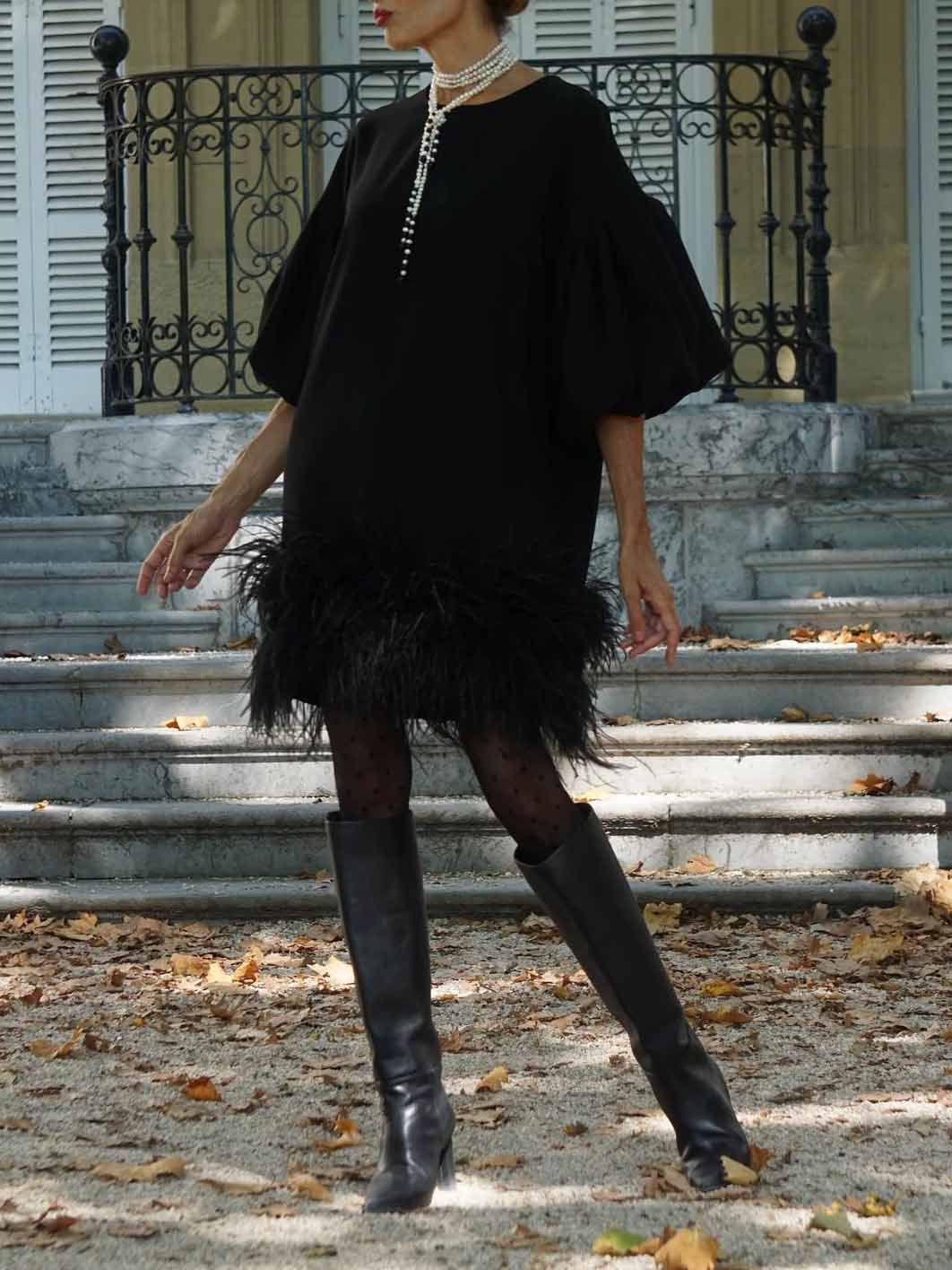 Elegant Crew Neck Feather Tassel Mini Dress