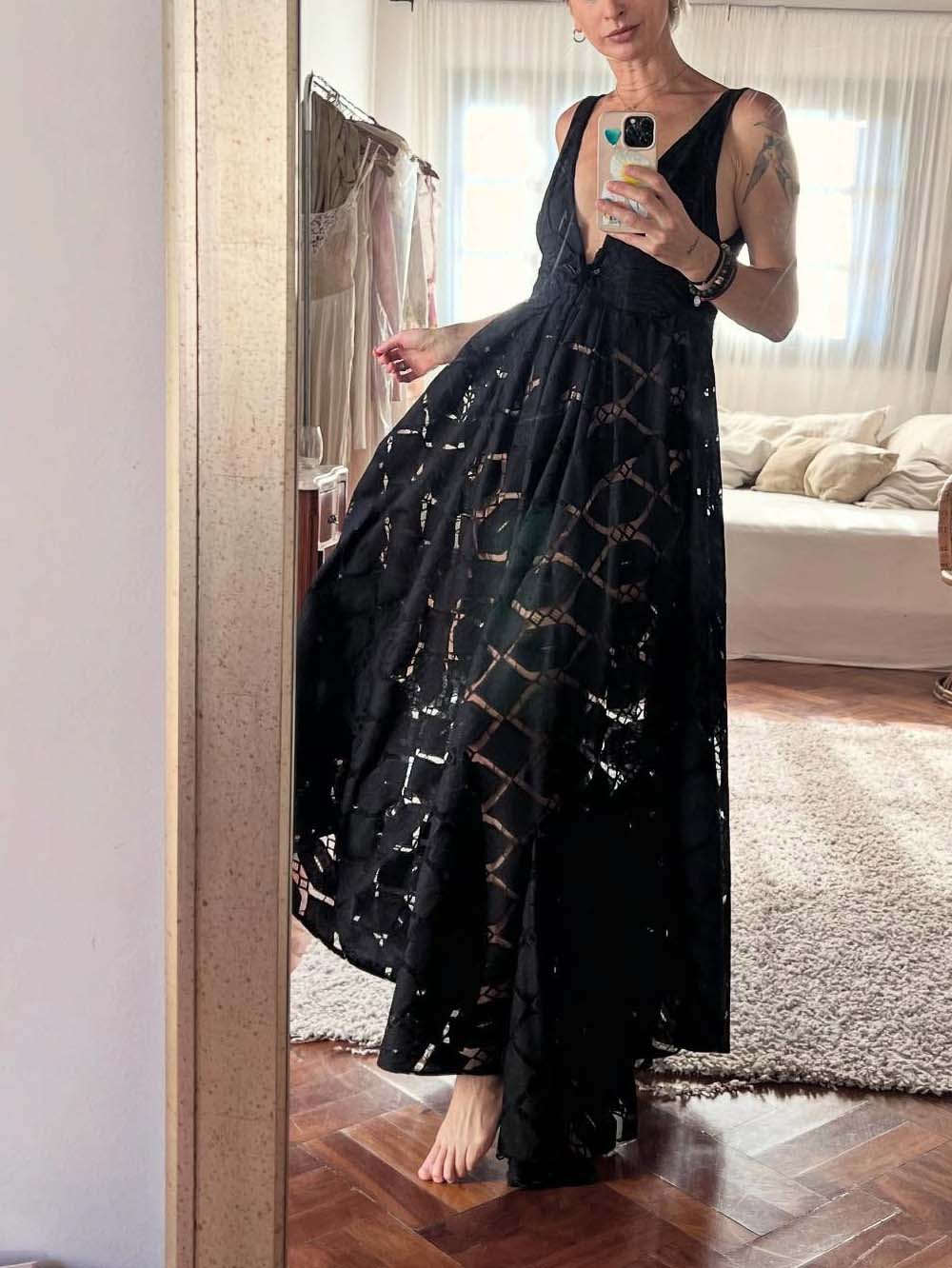 Elegant V-neck Hollow Lace Embroidery A-line Maxi Dress