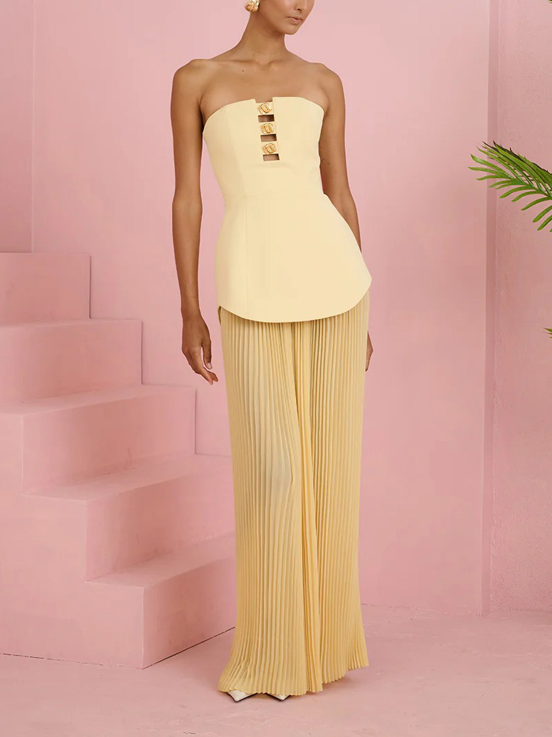 Exquisite Strapless Pleated Maxi Dress