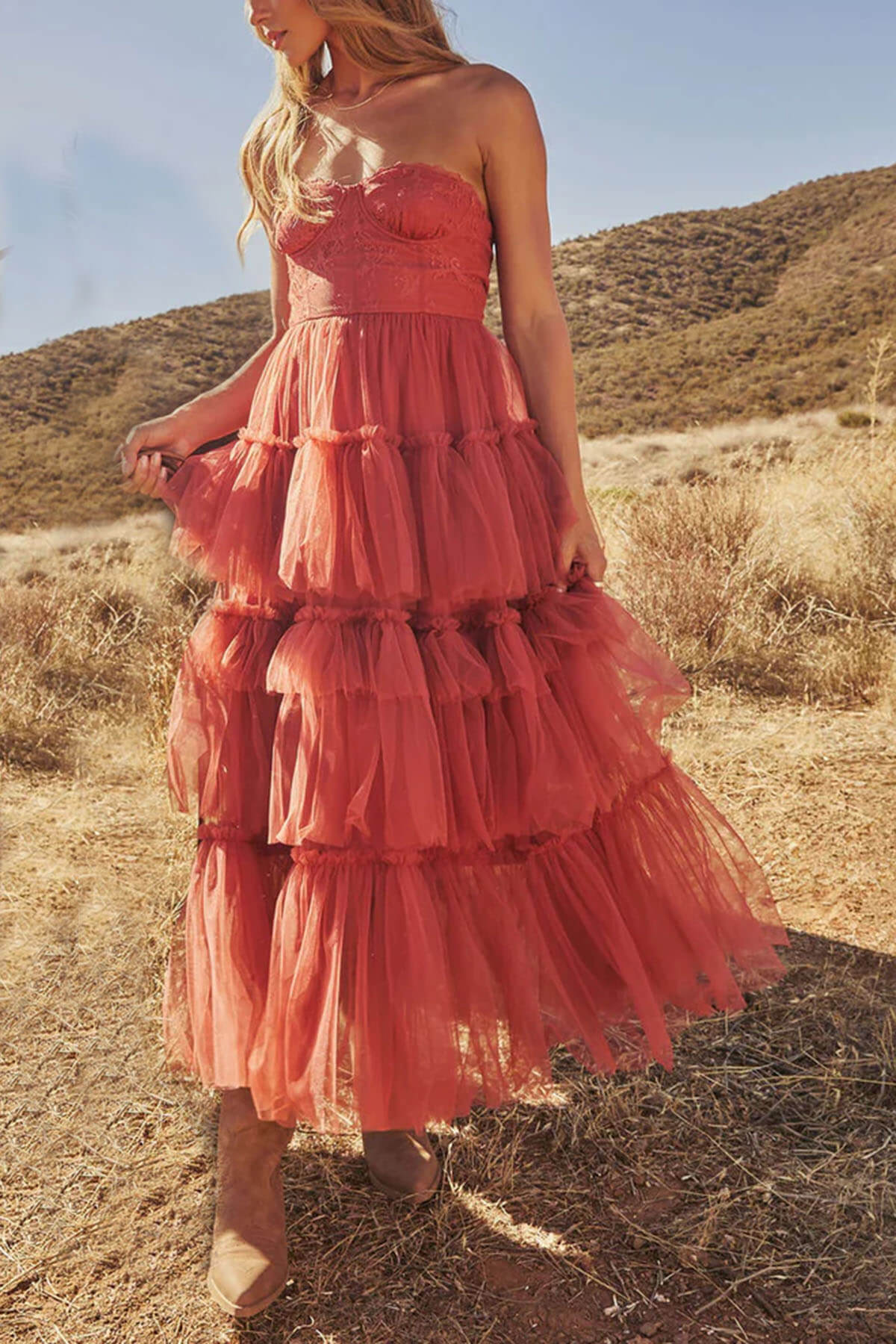Elegant Strapless Pleated Layered Tulle Maxi Dress
