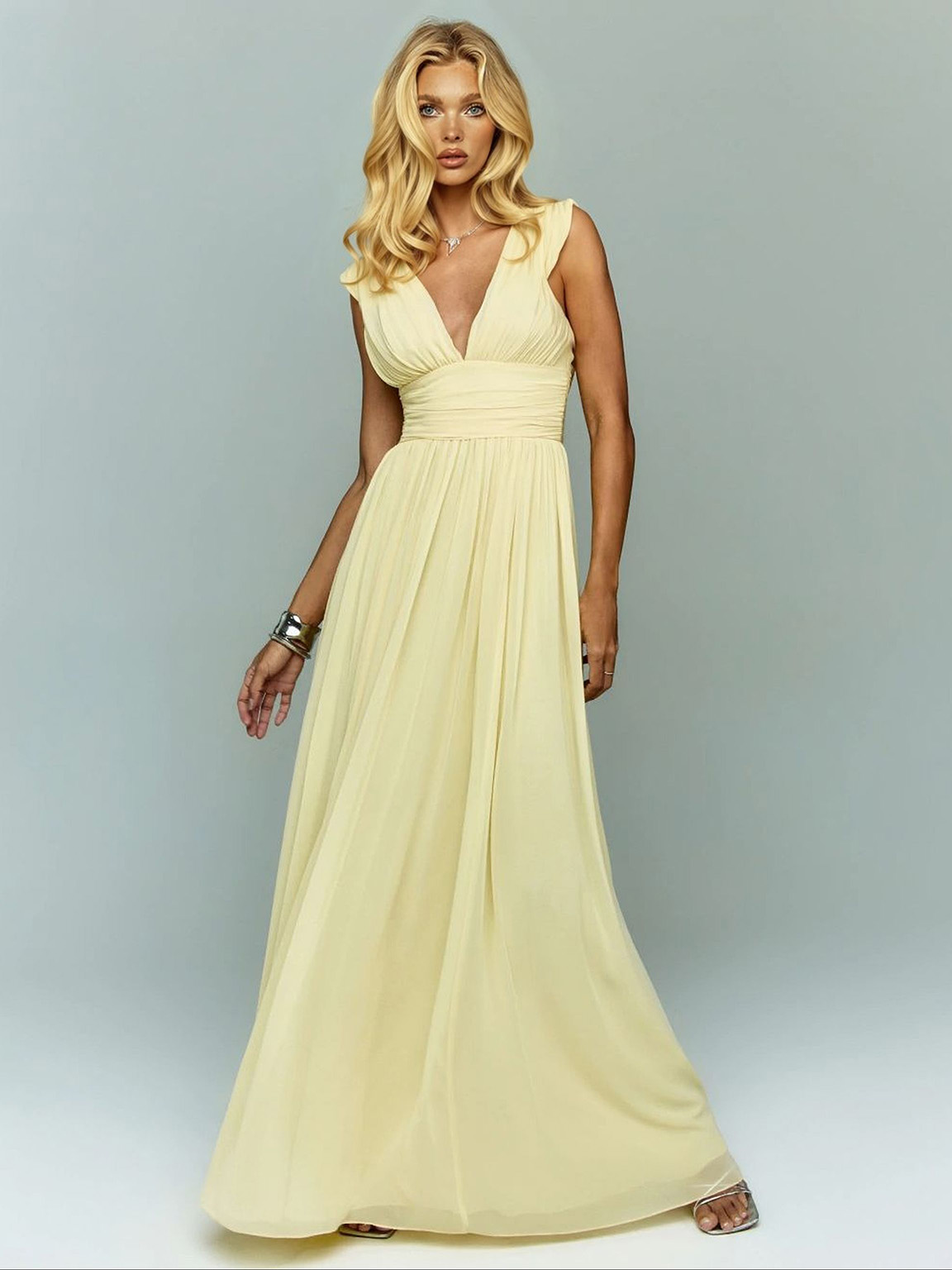 Elegant Chiffon Backless Ruched Maxi Dress