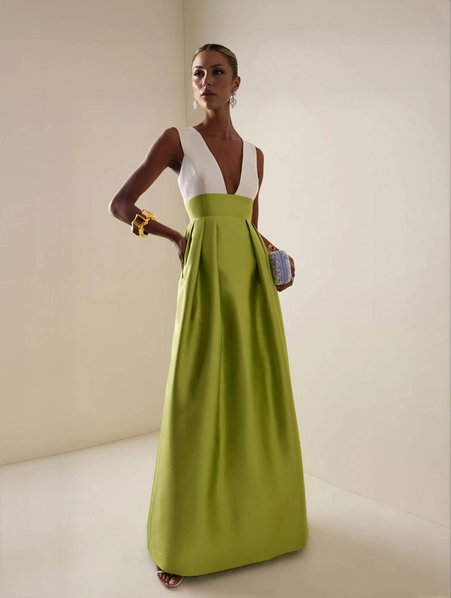 Elegant Deep V-Neck Colorblock Ruched A-Line Maxi Dress