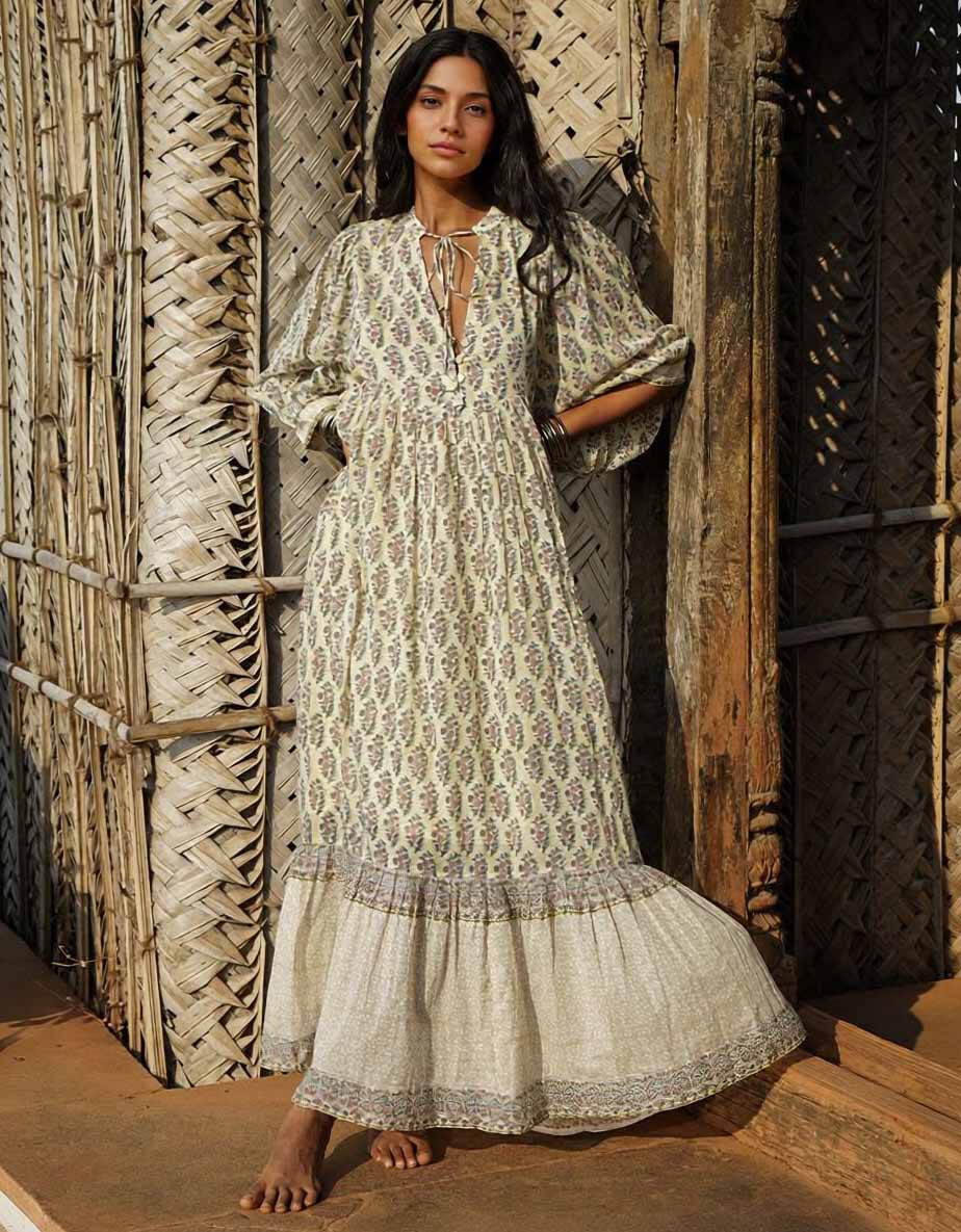 Retro Casual Print V-Neck Tiered Flowing Beach Maxi Dress