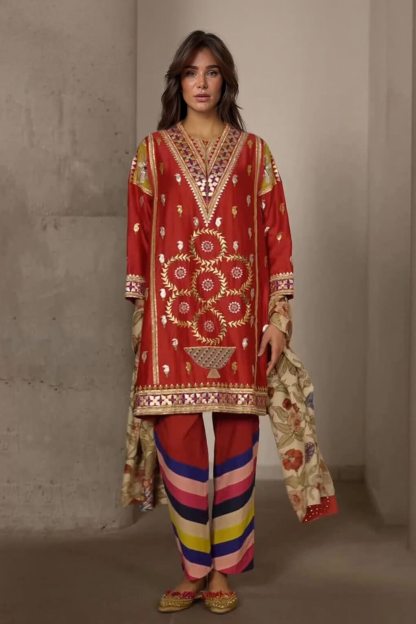 Unique Ethnic-Print Loose Mid-Length Top