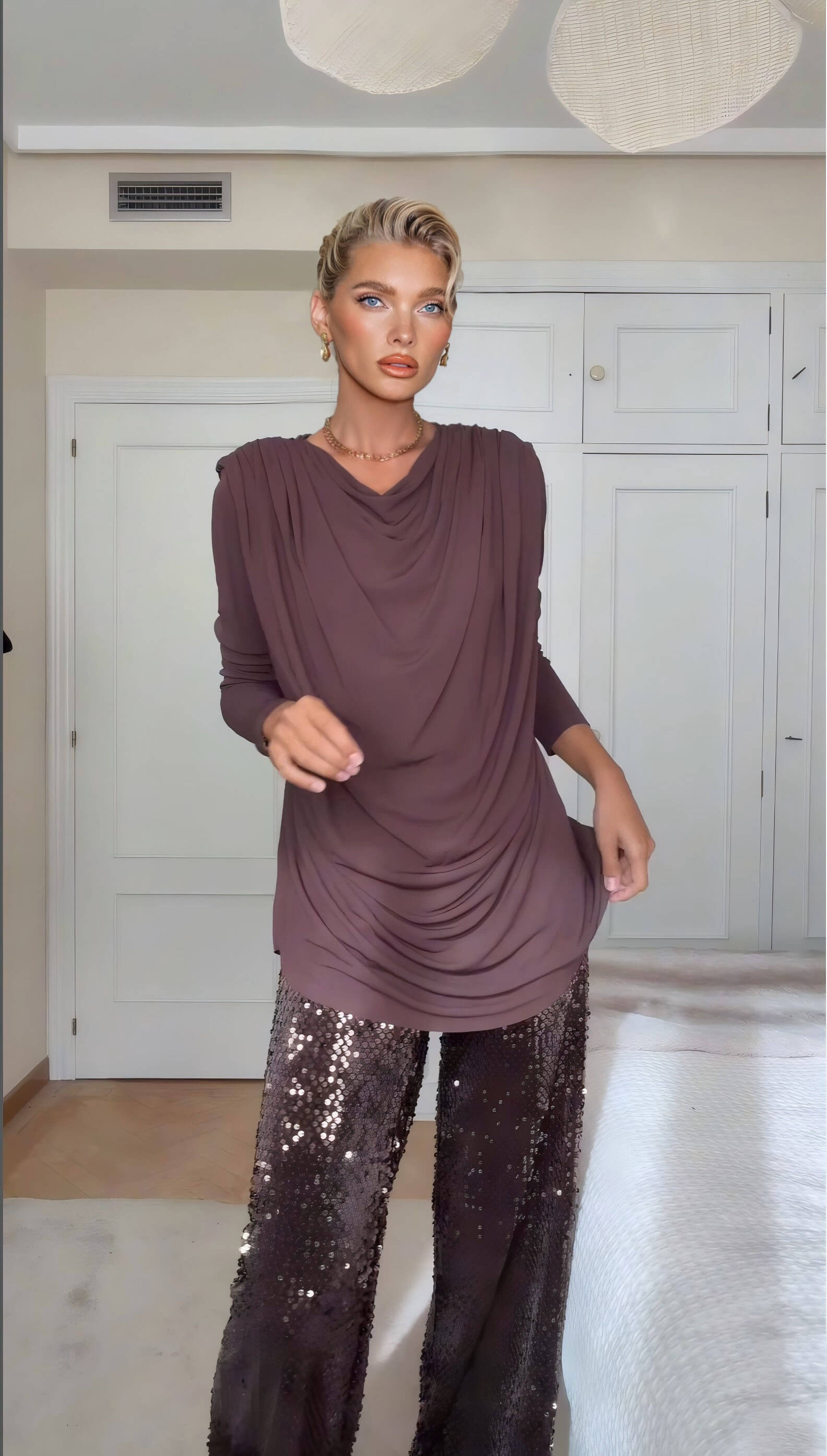 Unique Sparkling Rhinestone-Embellished Wide-Leg Jeans