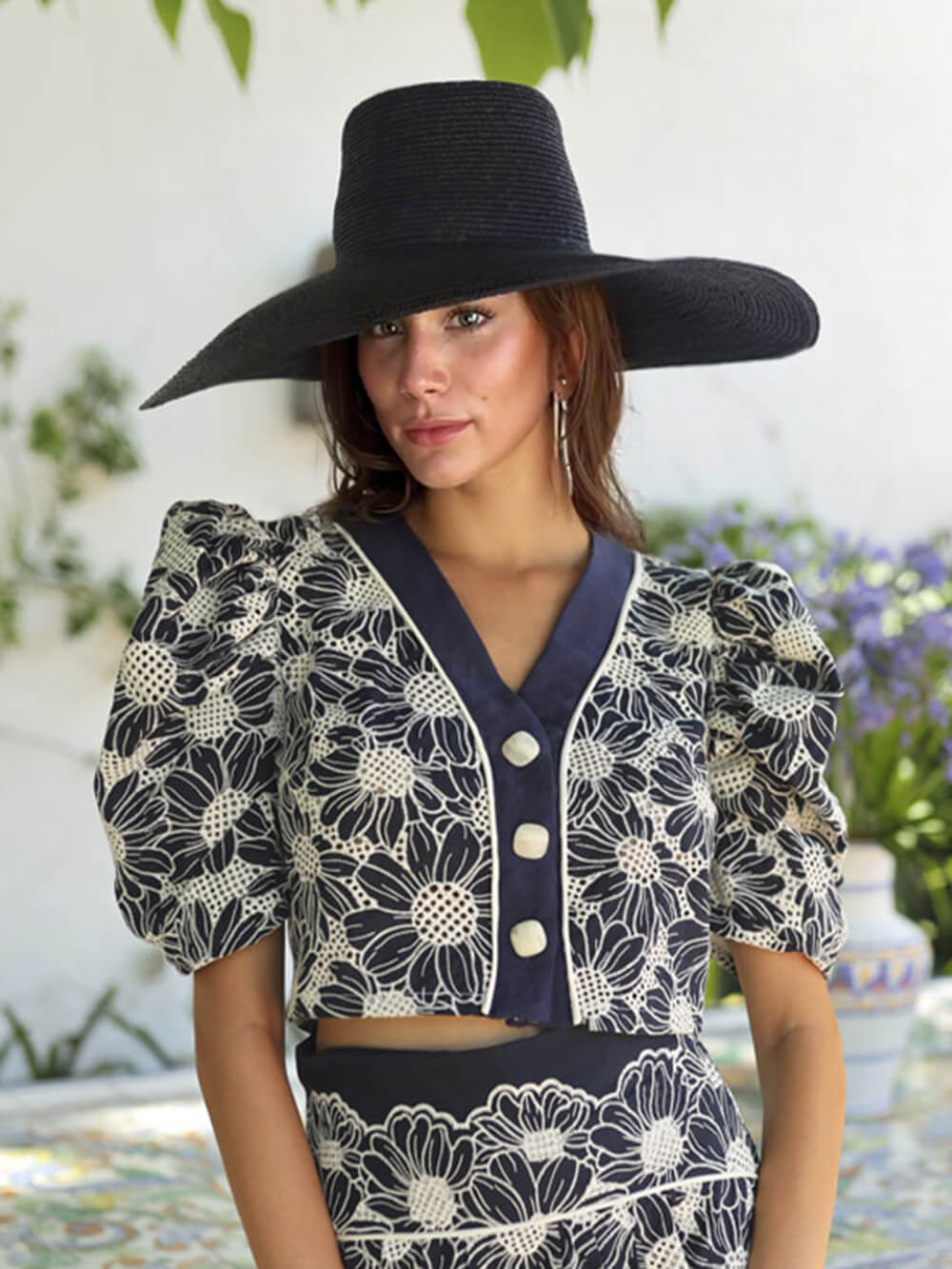 Retro V-Neck Floral Print Puff Sleeve Button-Front Top