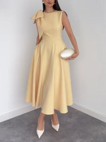 Elegant Sleeveless Bow Detail Slim-Fit Midi Dress