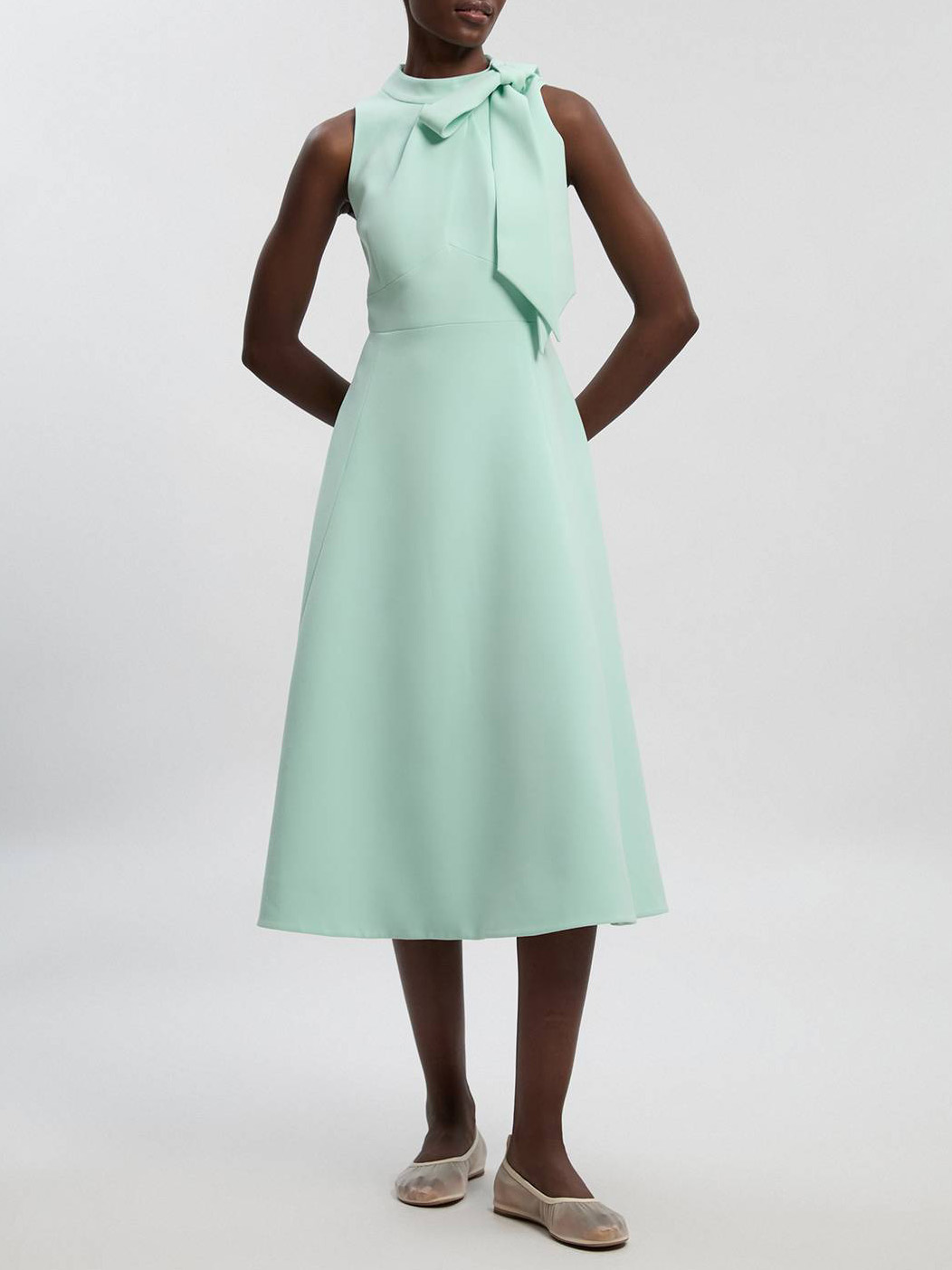 Elegant Sleeveless Bow Detail A-Line Midi Dress