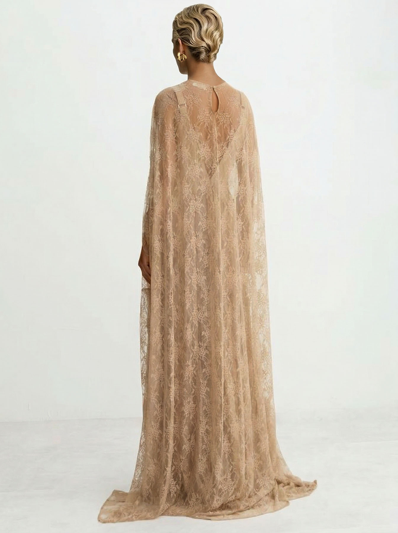Elegant Tulle Lace Shawl Sleeve Maxi Dress