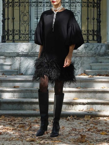 Elegant Crew Neck Feather Tassel Mini Dress