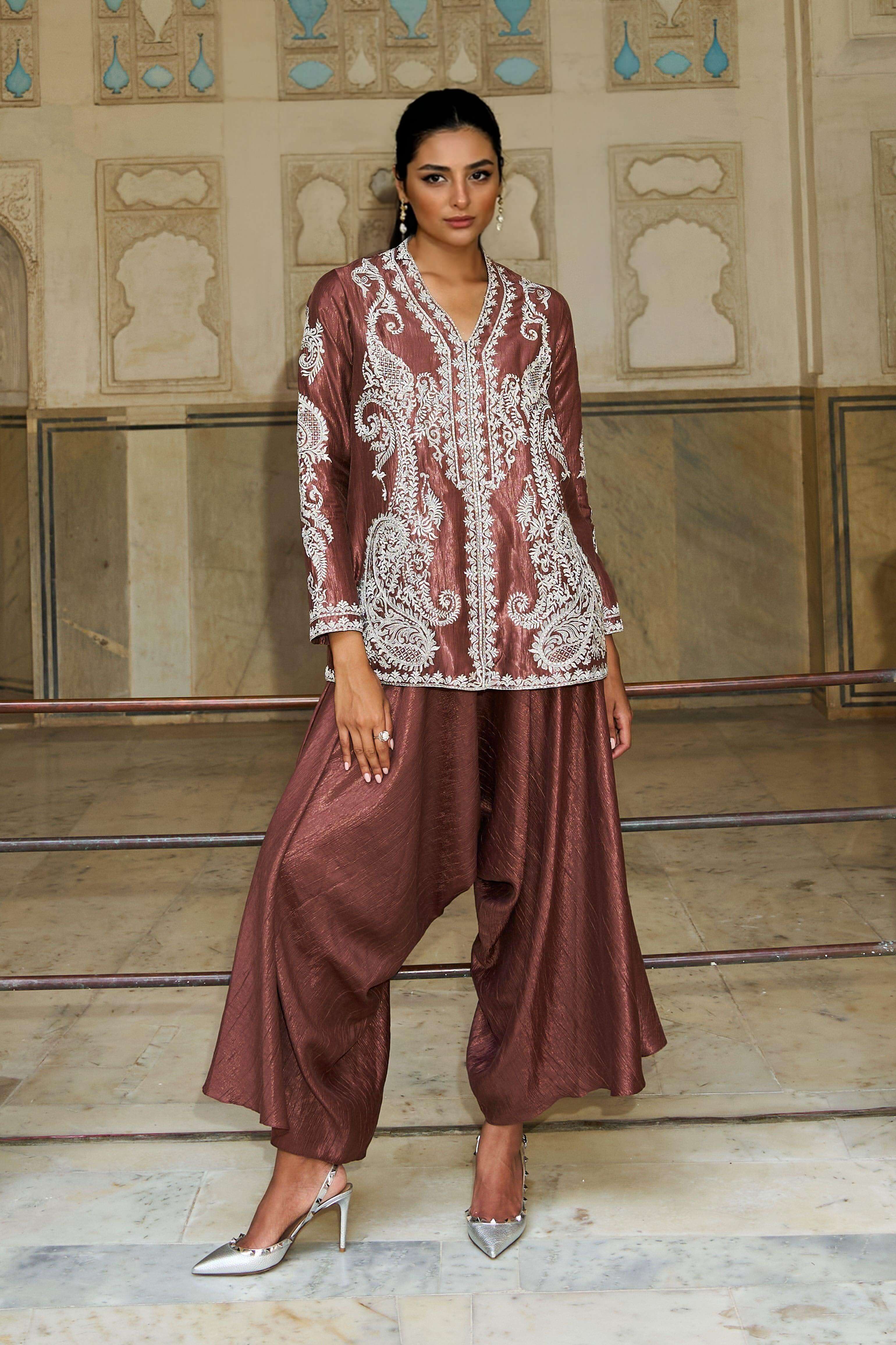 Unique Paisley Pattern V-Neck Loose Top And Pleated Harem Wide-Leg Pants Set