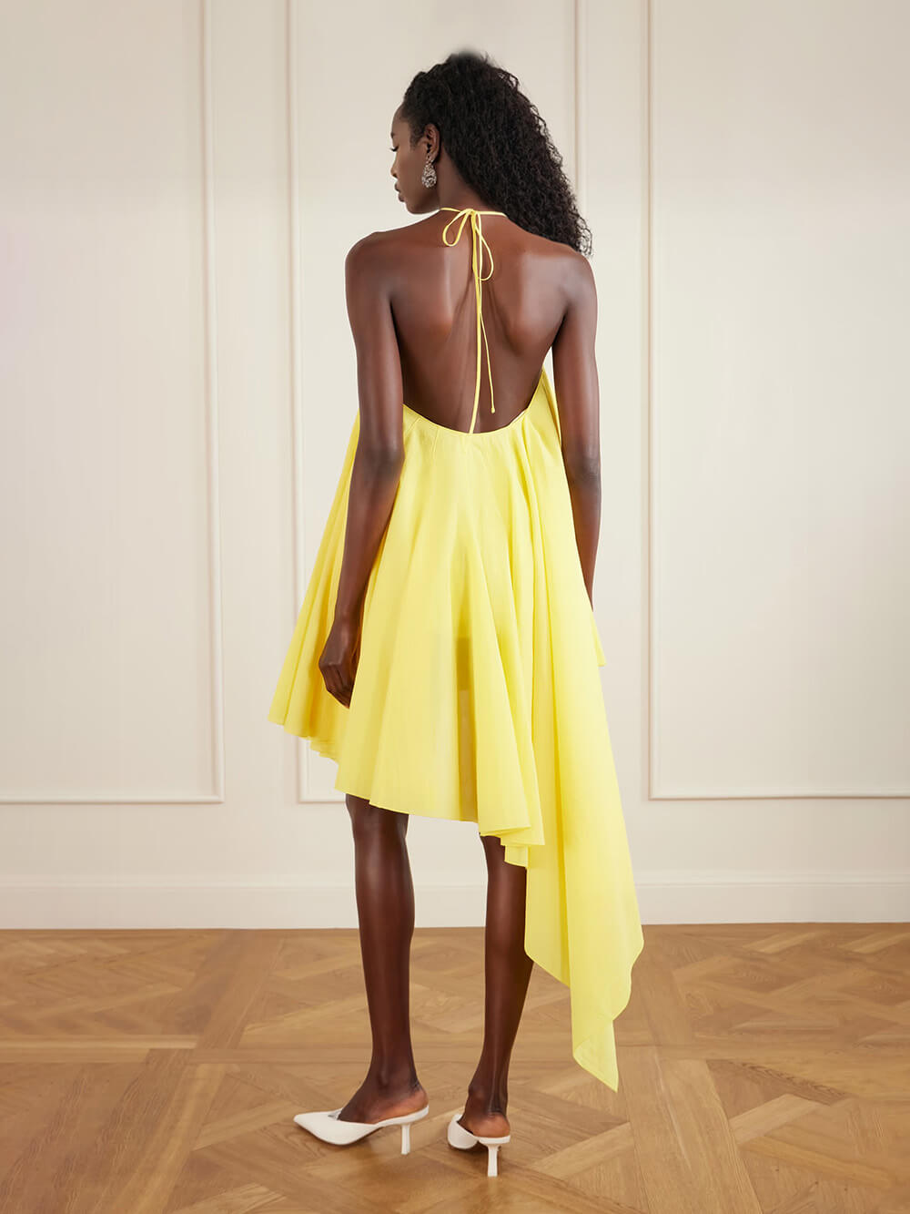 Elegant Yellow Asymmetrical Chiffon Crepe Halterneck Mini Dress