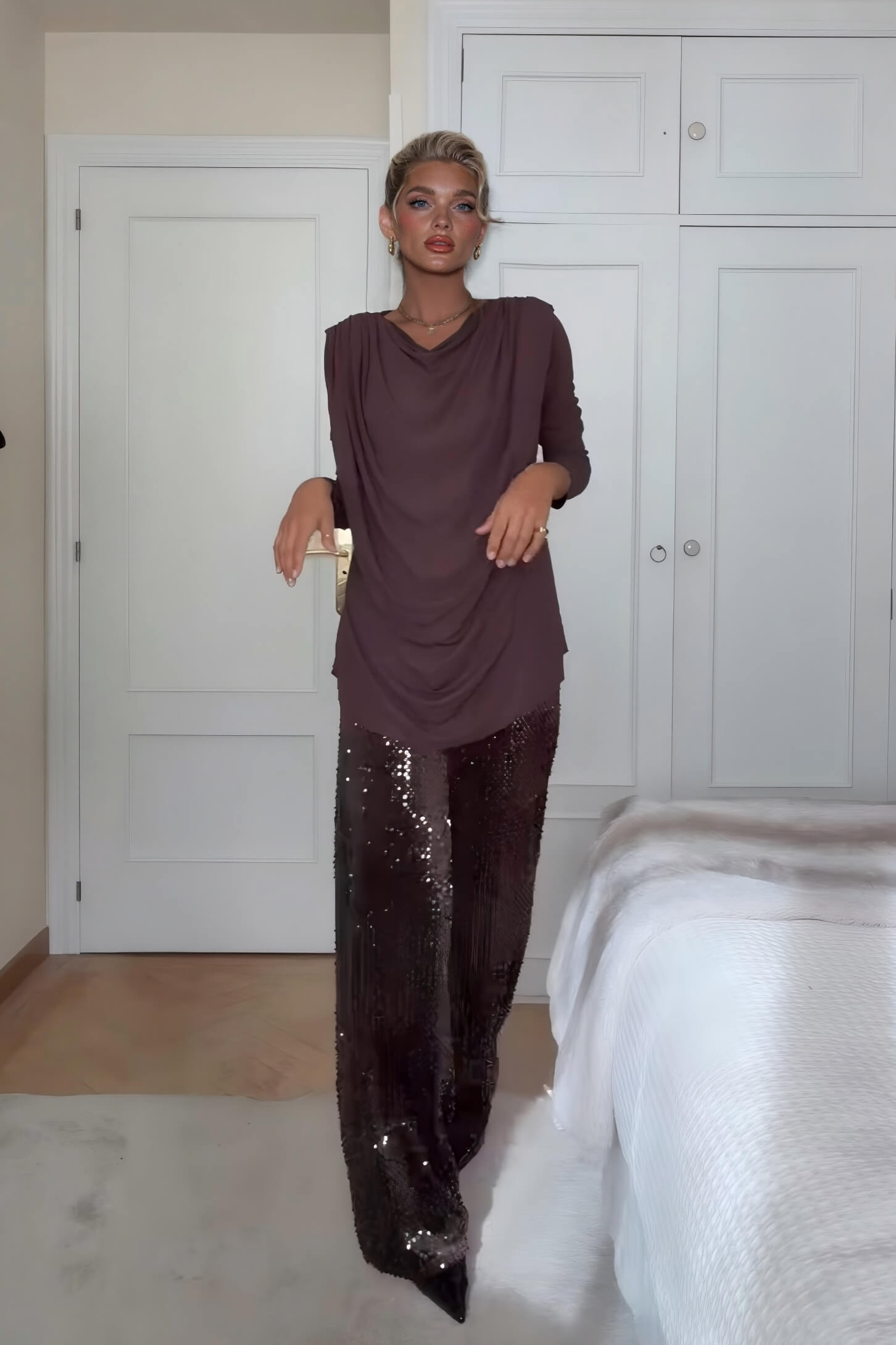 Unique Ruched Drop-Shoulder Long Sleeve Top