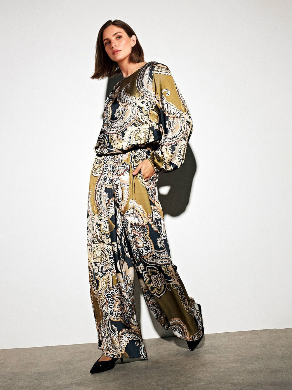 Exquisite Satin Paisley Print Elastic-Waist Wide-Leg Pants