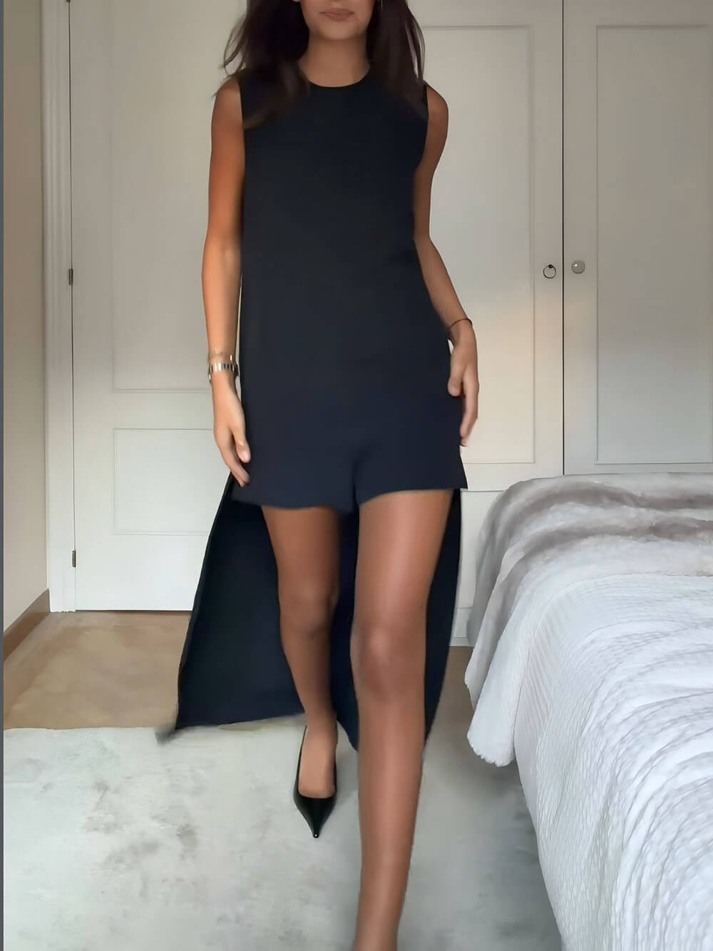 Unique Minimalist High/Low Hem Sleeveless Jumpsuit