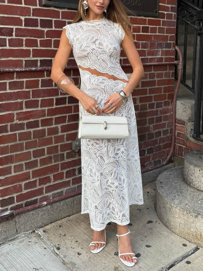 Lace-Trim Bodycon Maxi Dress