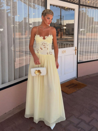 Elegant Lace Spaghetti Strap Floral Appliqué Maxi Dress