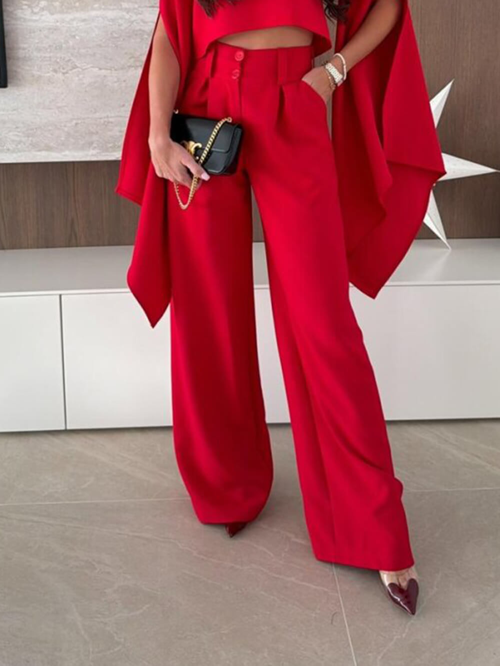 Exquisite Asymmetrical Flared Sleeve Loose Top