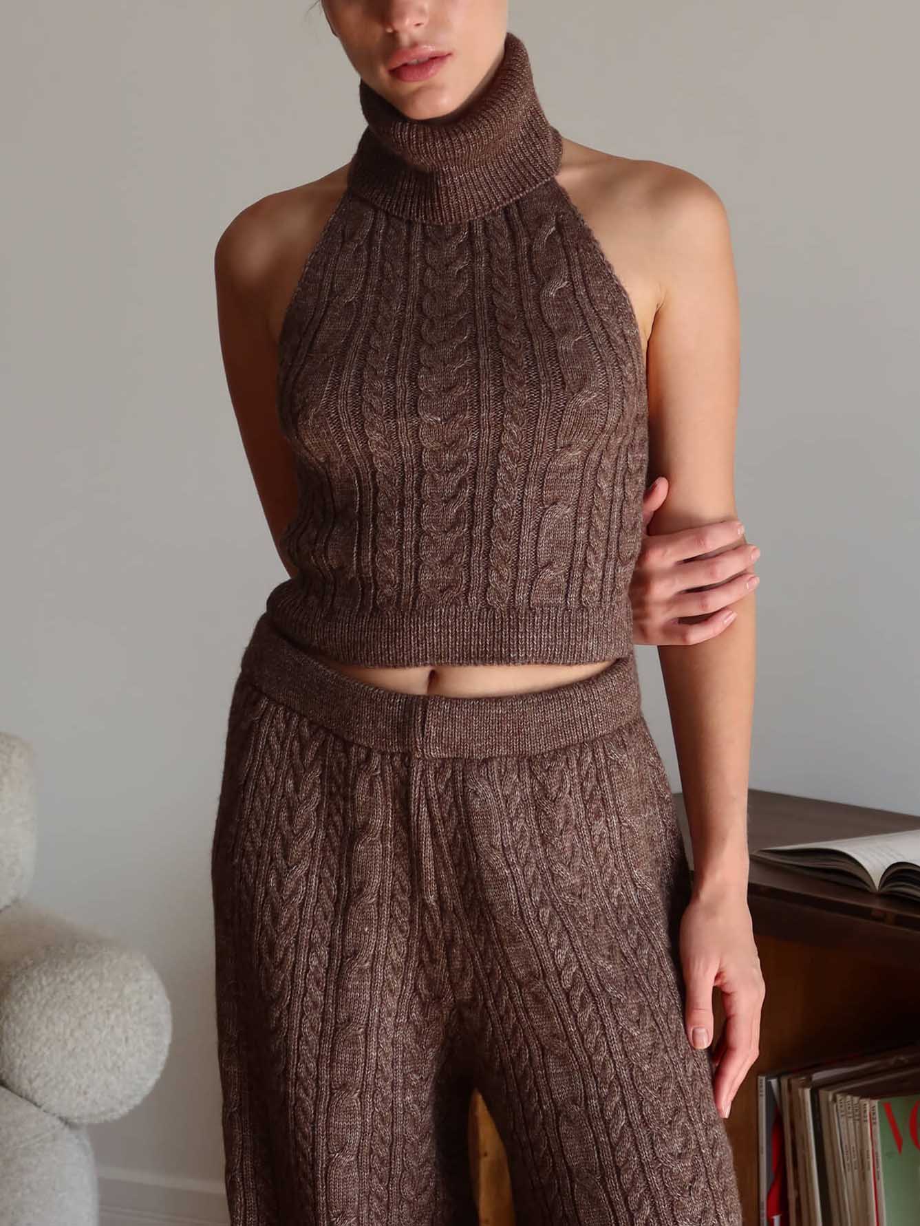 Casual Cable-Trendy Halter Neck Tank Top