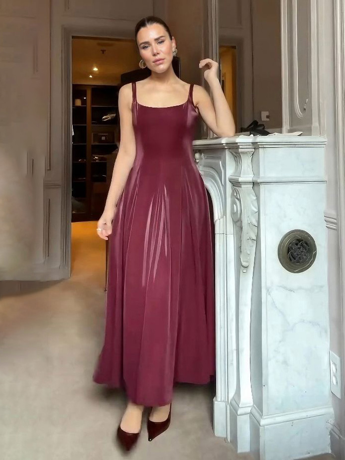 Elegant Square Neckline Pleated A-line Maxi Dress