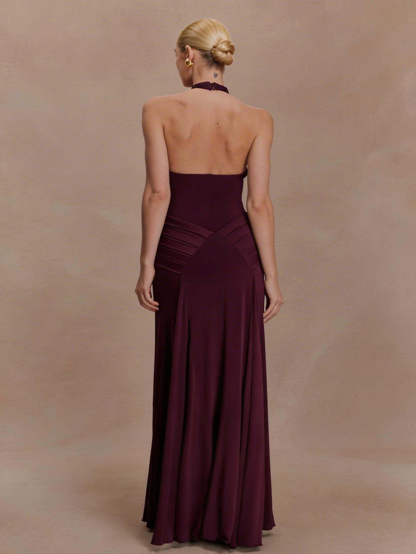 Elegant Pleated Fitted Backless Maxi Dress