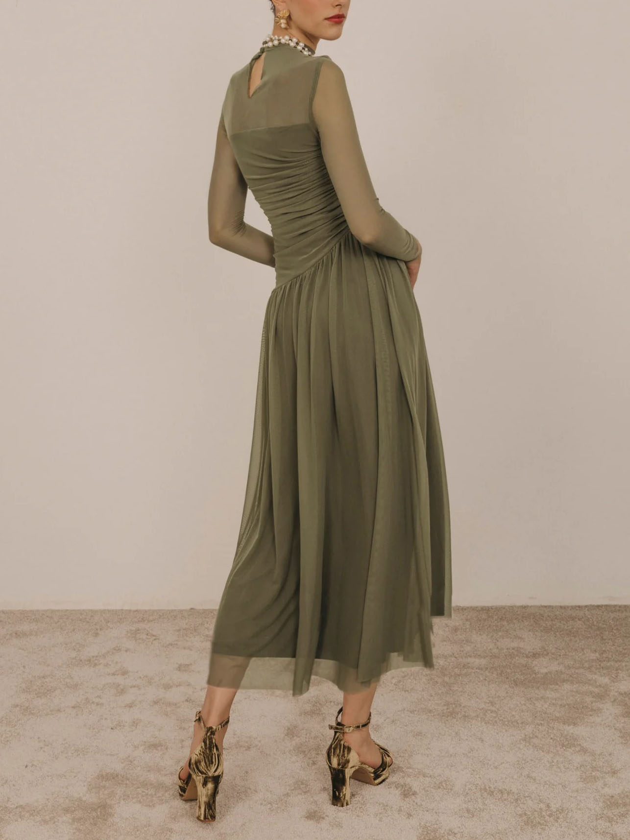 Elegant Pleated Mesh Long-sleeved Maxi Dress