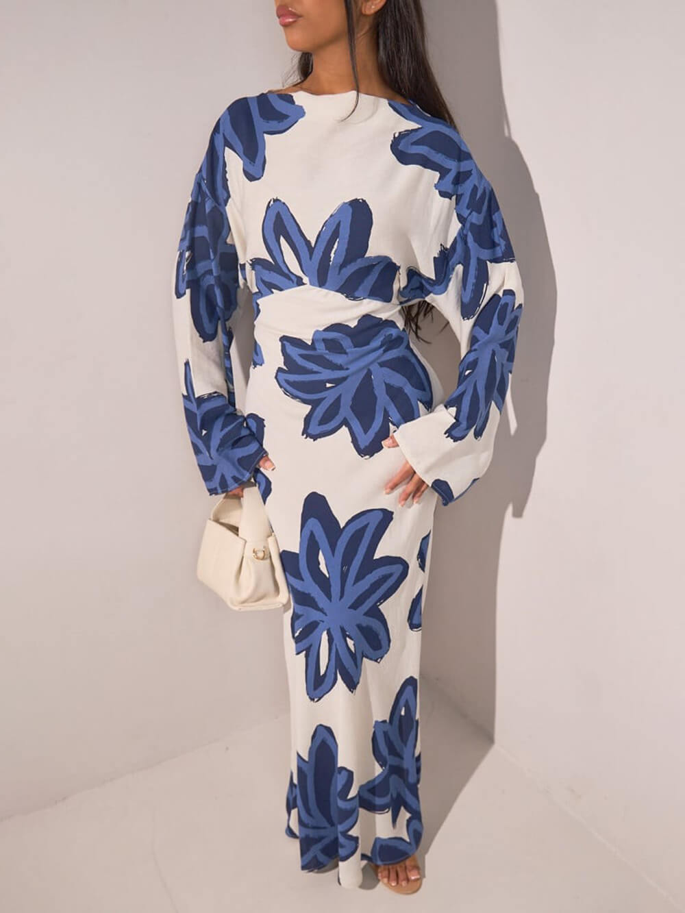 Elegant Floral Print Waist-Defined Maxi Dress