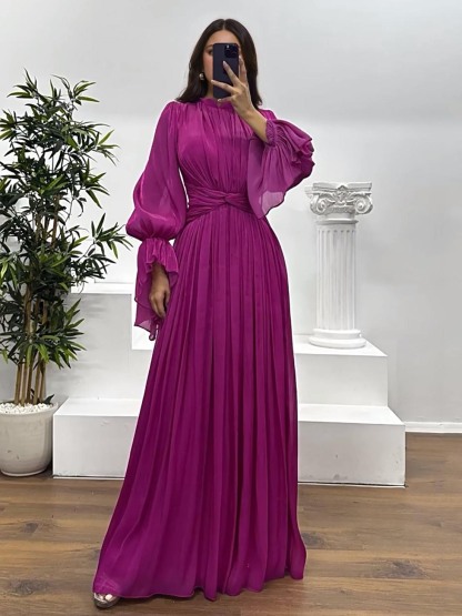 Elegant Pleated Flowy Long-Sleived Maxi Dress