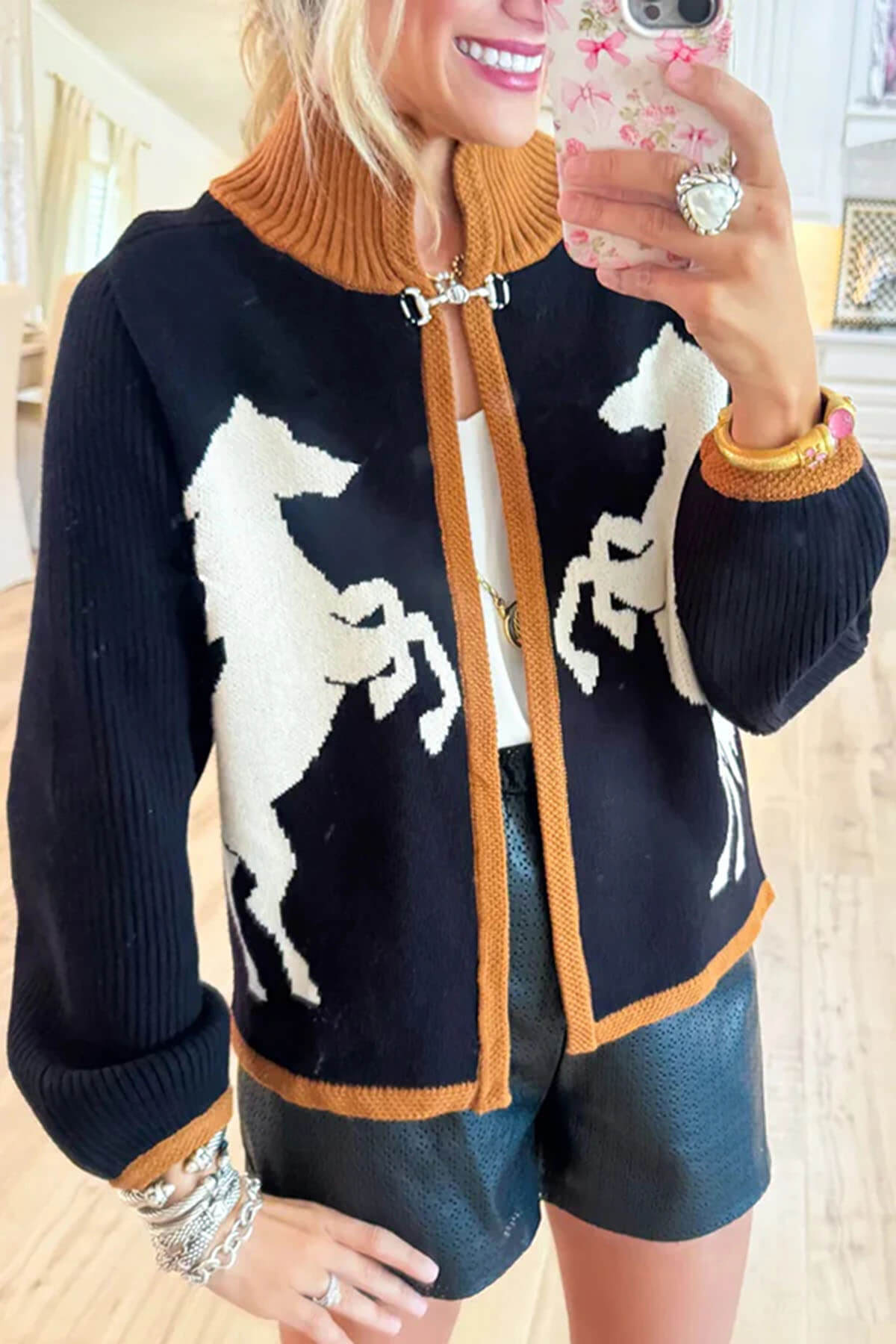 Fashion White Horse Pattern Casual Long-sleeved Knitted Cardigan