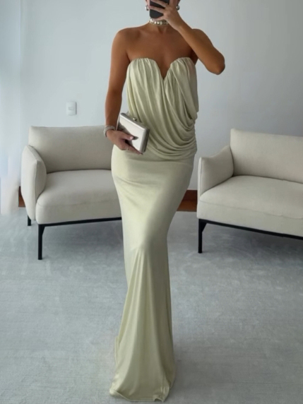 Elegant Off-the-shoulder Pleated Maxi Dress