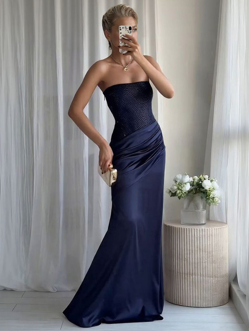 Elegant Strapless Rhinestone Pleated Party Dress