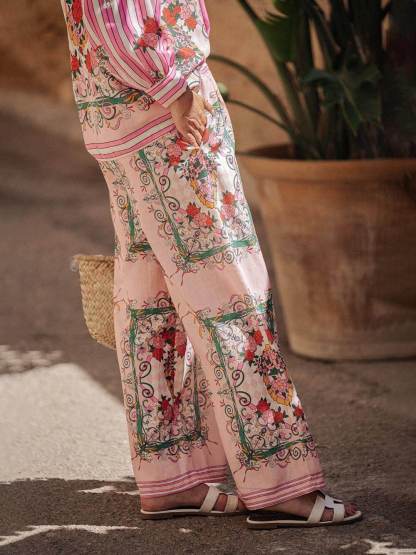 Unique Charm Floral Print Elastic Waist Pocketed Pants