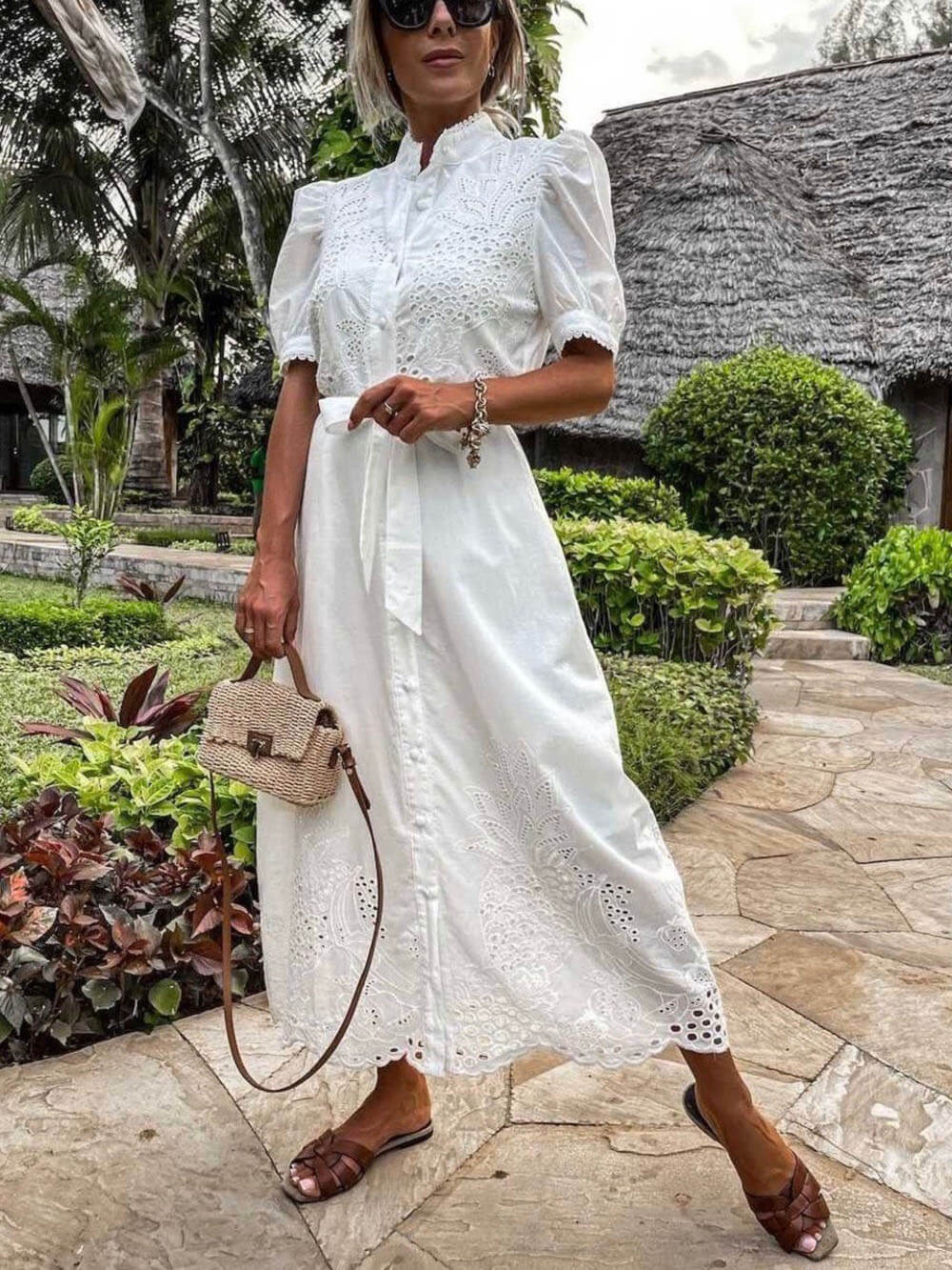 Exquisite Lace Stitching Hollow Waist Wide Swing Dress