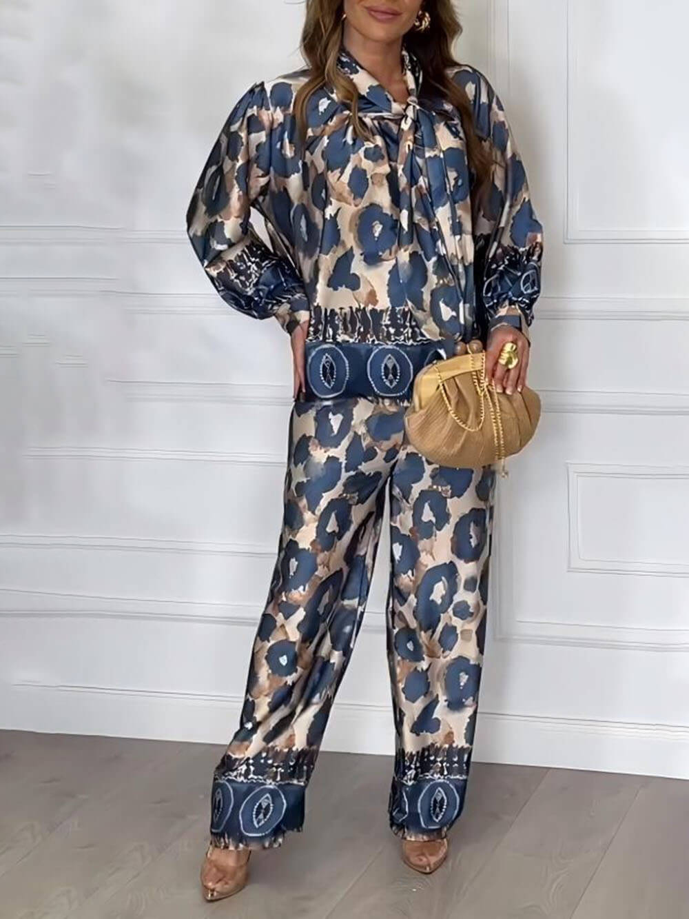 Chic And Perfect Style Unique Floral Print Loose Tie Oversized Blouse
