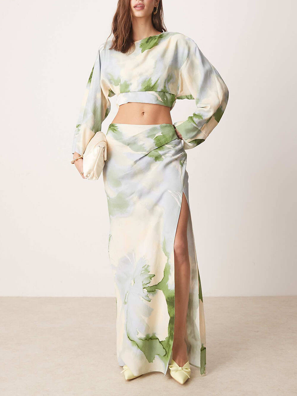 Delicate Watercolor Floral Print With Cutout Waist Slit Maxi Dress