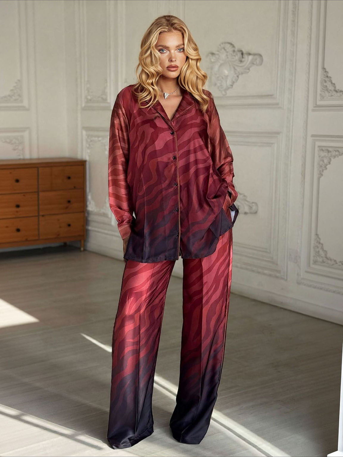 Exquisite Gradient Animal Print Satin Wide-leg Pants
