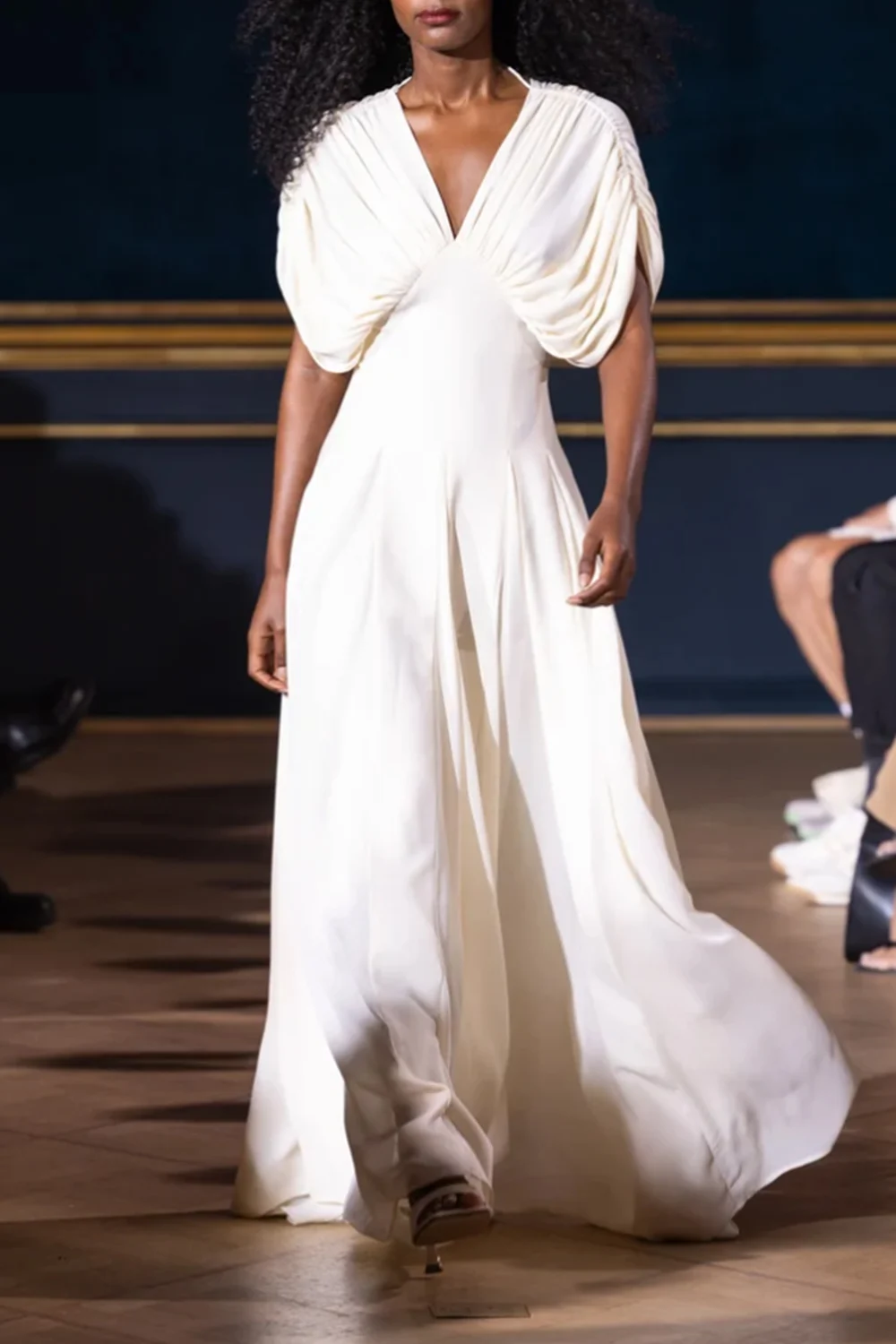 Elegant Pleated Bodice V-Neck Flowy A-Line Maxi Dress Evening Gown