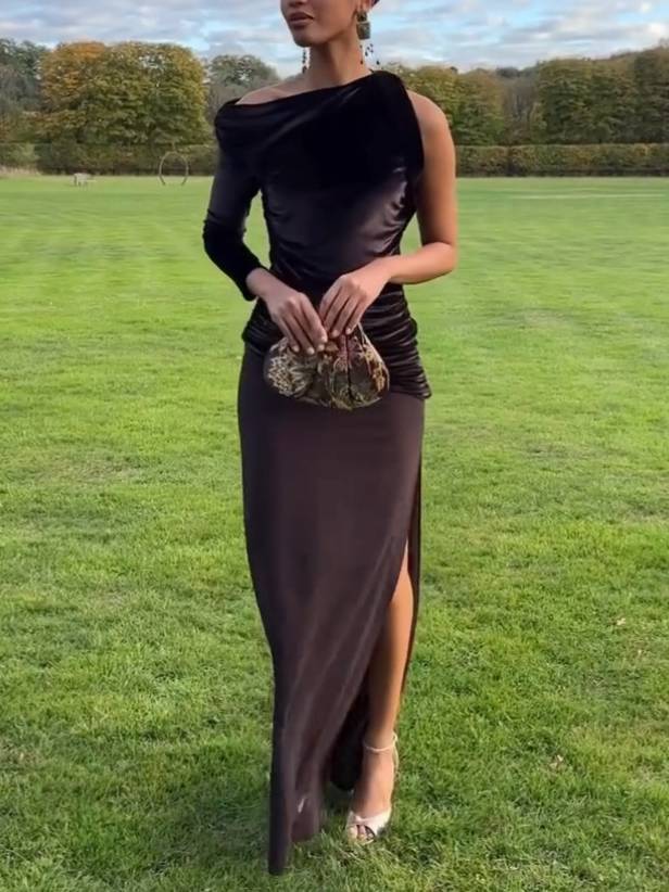 Single-sleeve Velvet-spliced Side Slit Maxi Dress