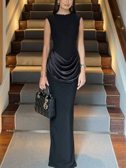 Unique Pleated Design Sleeveless Wide Shoulder Maxi Dress