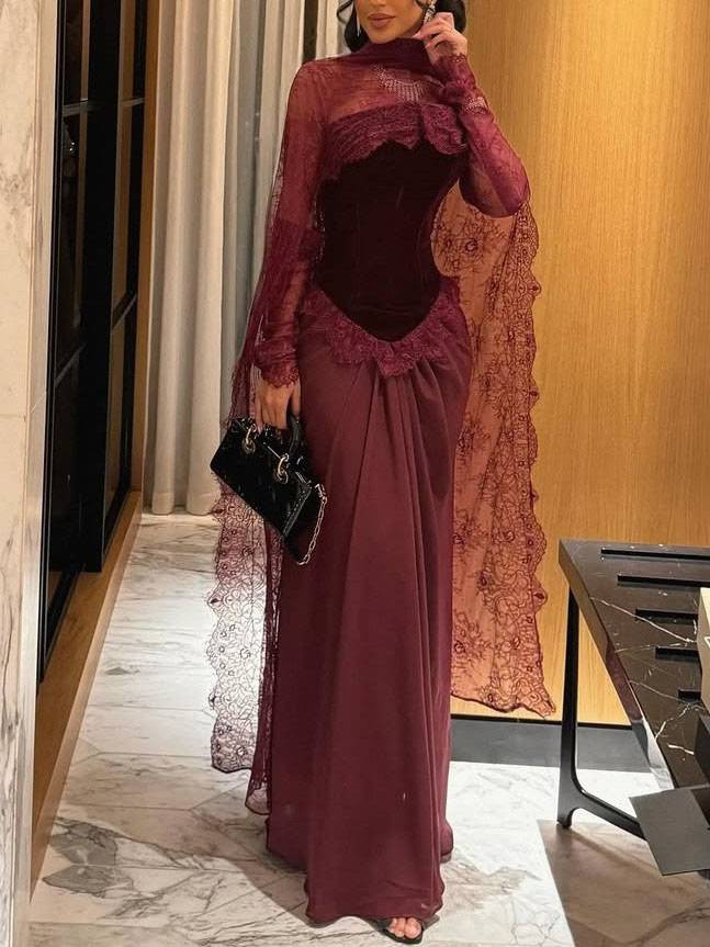 Lace-Splicing Pleated Maxi Dress