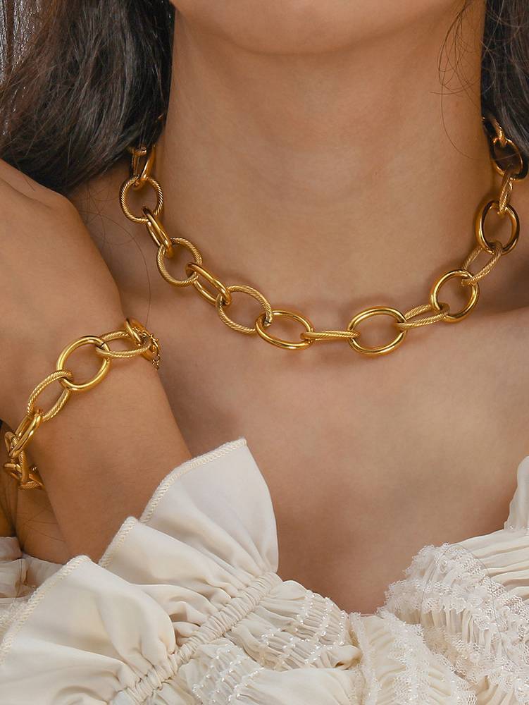 Minimalist Necklace And Bracelet