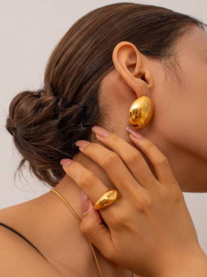 Oval Bean Earrings