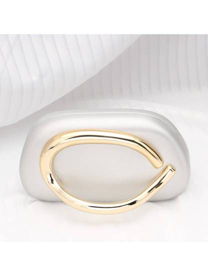 Shell Clutch Chain Bag