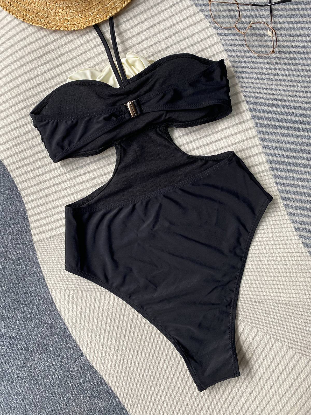 Three-dimensional Flower One-piece Swimsuit