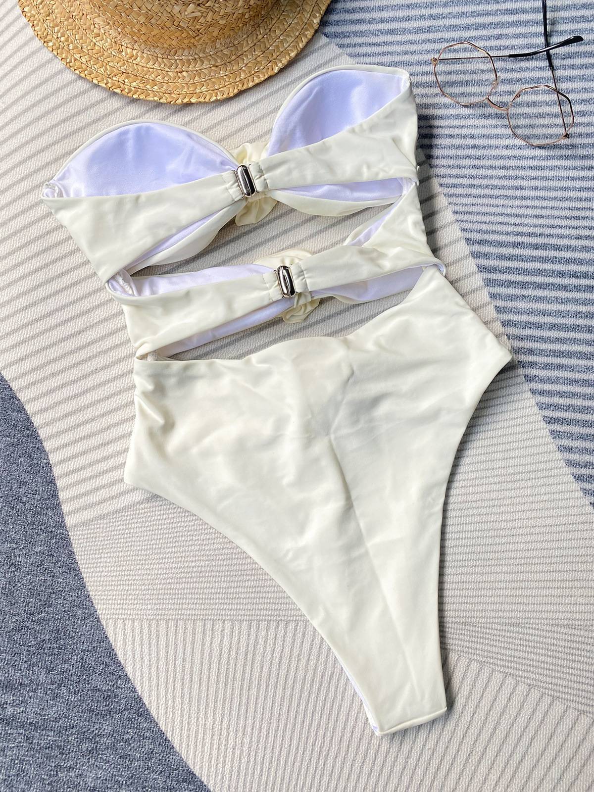 Three-dimensional Flower One-piece Swimsuit